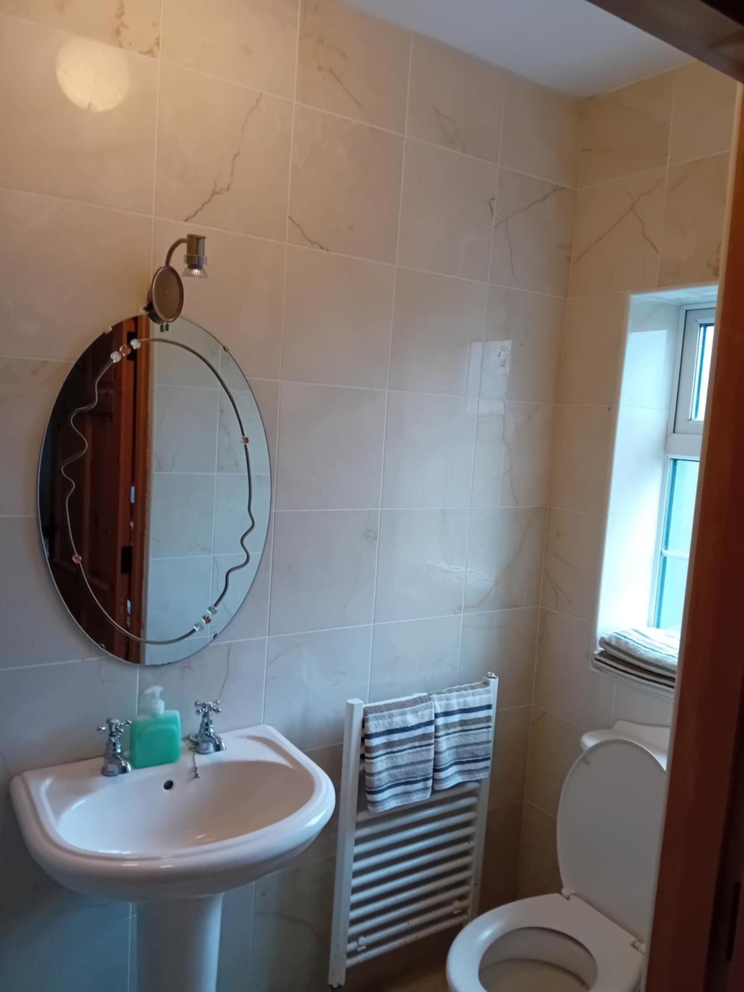 Bed and Breakfast Golden Rose House Нок Экстерьер фото